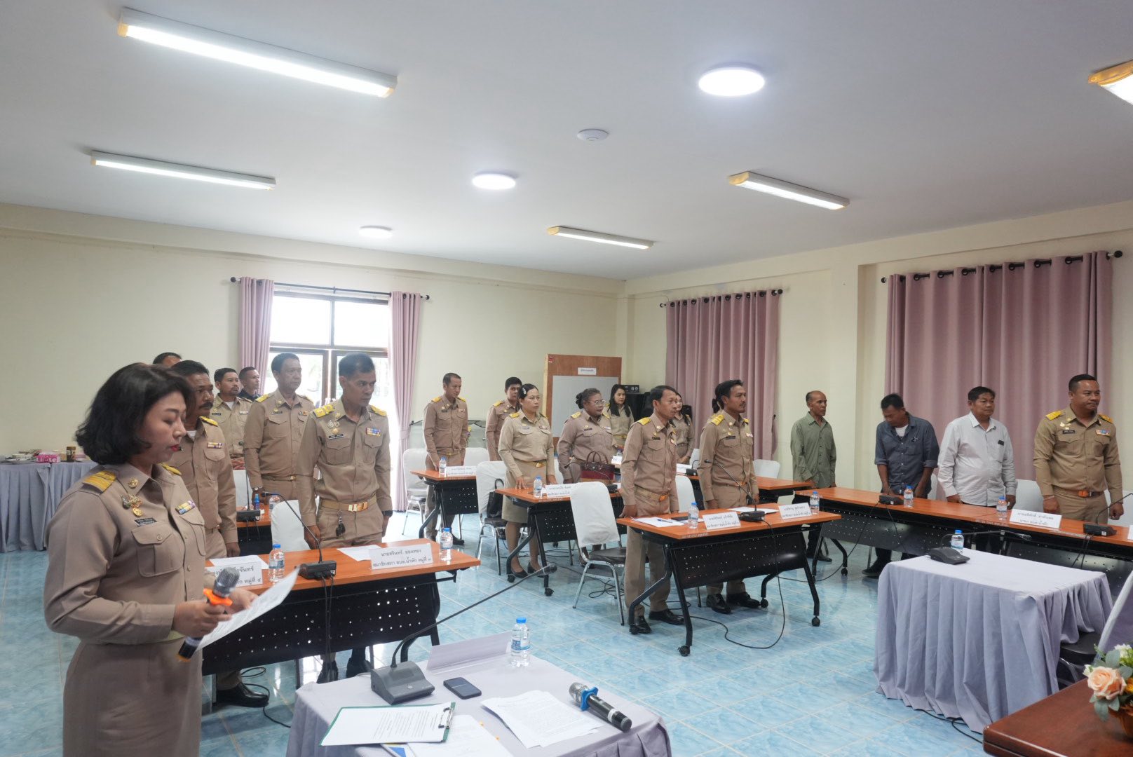 การประชุมสภาองค์การบริหารส่วนตำบลน้ำหัก (ครั้งแรก)  
วันพุธที่ 18 กุมภาพันธ์ 2569 เวลา 11.00 น. 
ณ ห้องประชุมสภาองค์การบริหารส่วนตำบลน้ำหัก