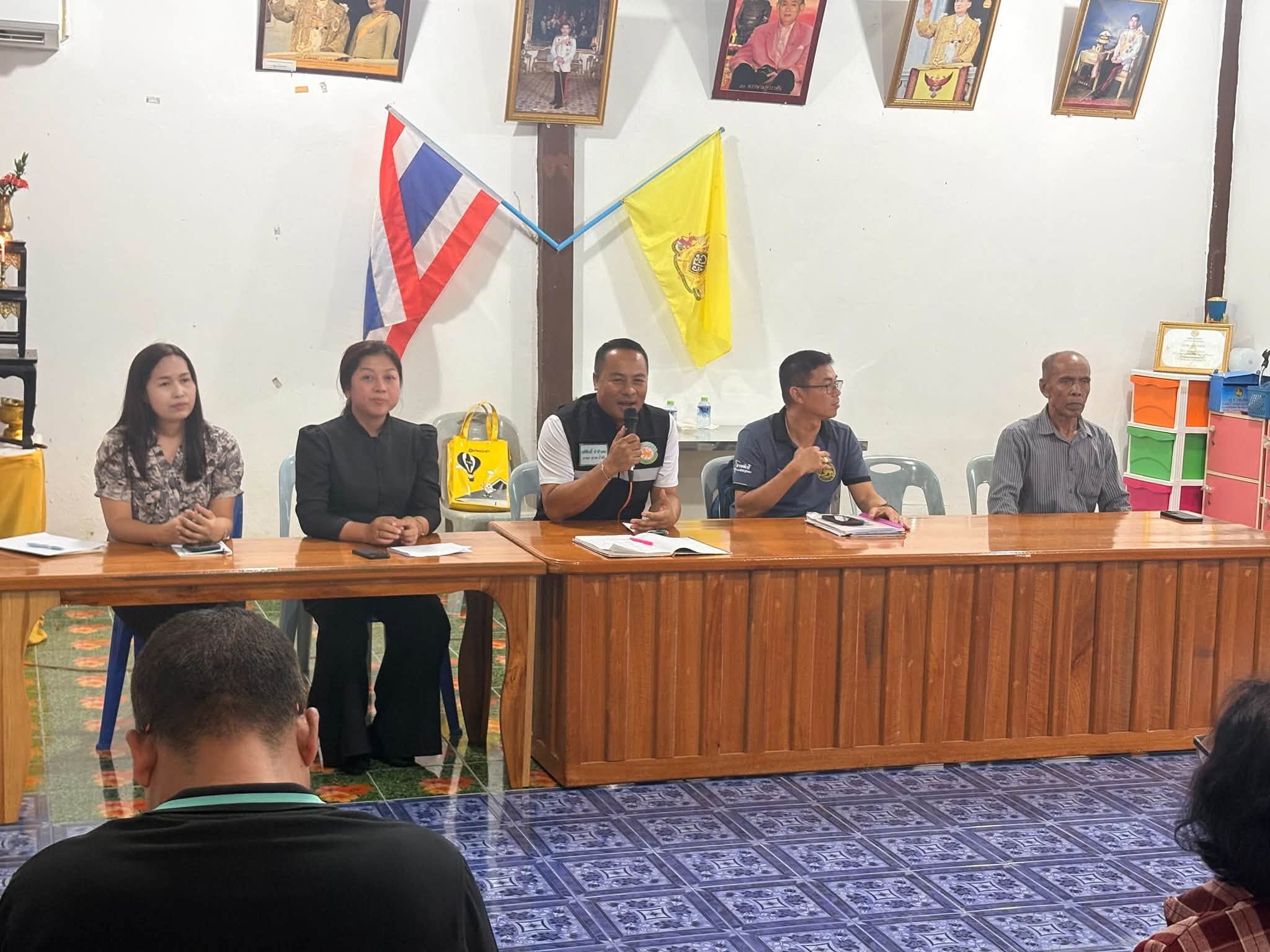 อบต.น้ำหัก เข้าร่วมการประชุมประจำเดือนหมู่บ้าน หมู่ที่ 5 บ้านบางกาบ