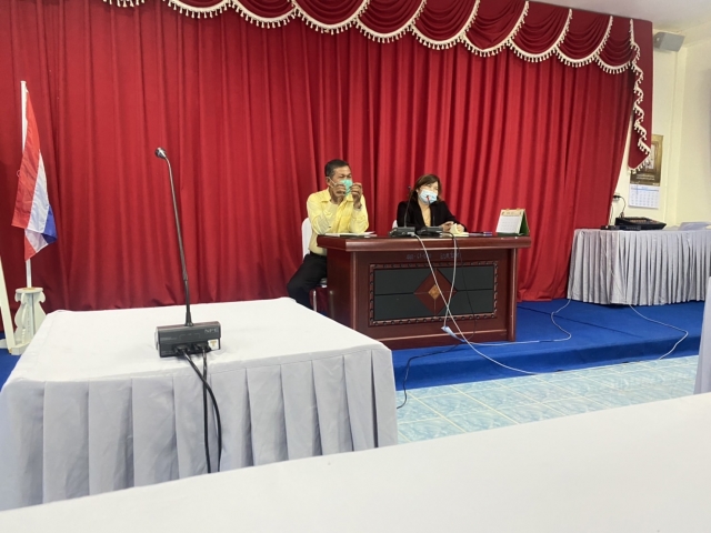 คณะผู้บริหารประชุมพบปะ พนักงานส่วนตำบล พนักงานจ้าง ลูกจ้างทั่วไป ครั้งแรก 